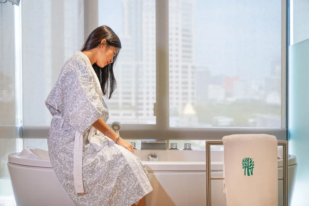 Banyan Tree Bangkok Bathroom