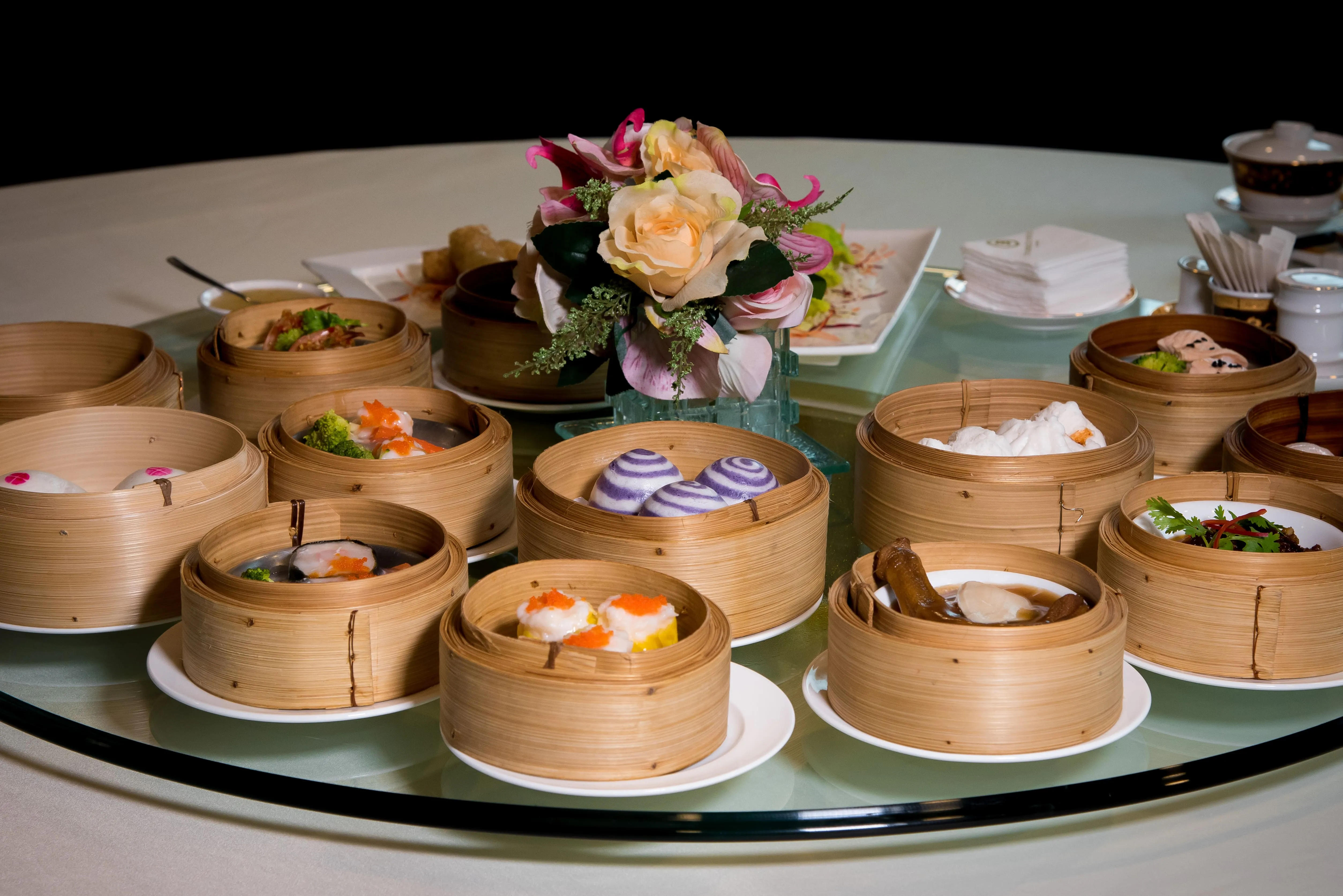 The Mulberry Chinese Cuisine The Berkeley Hotel โปรโมชั่นบุฟเฟ่ต์ ตรุษจีน 2568